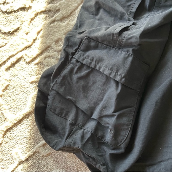 Columbia Black Cargo Shorts - Picture 8 of 10